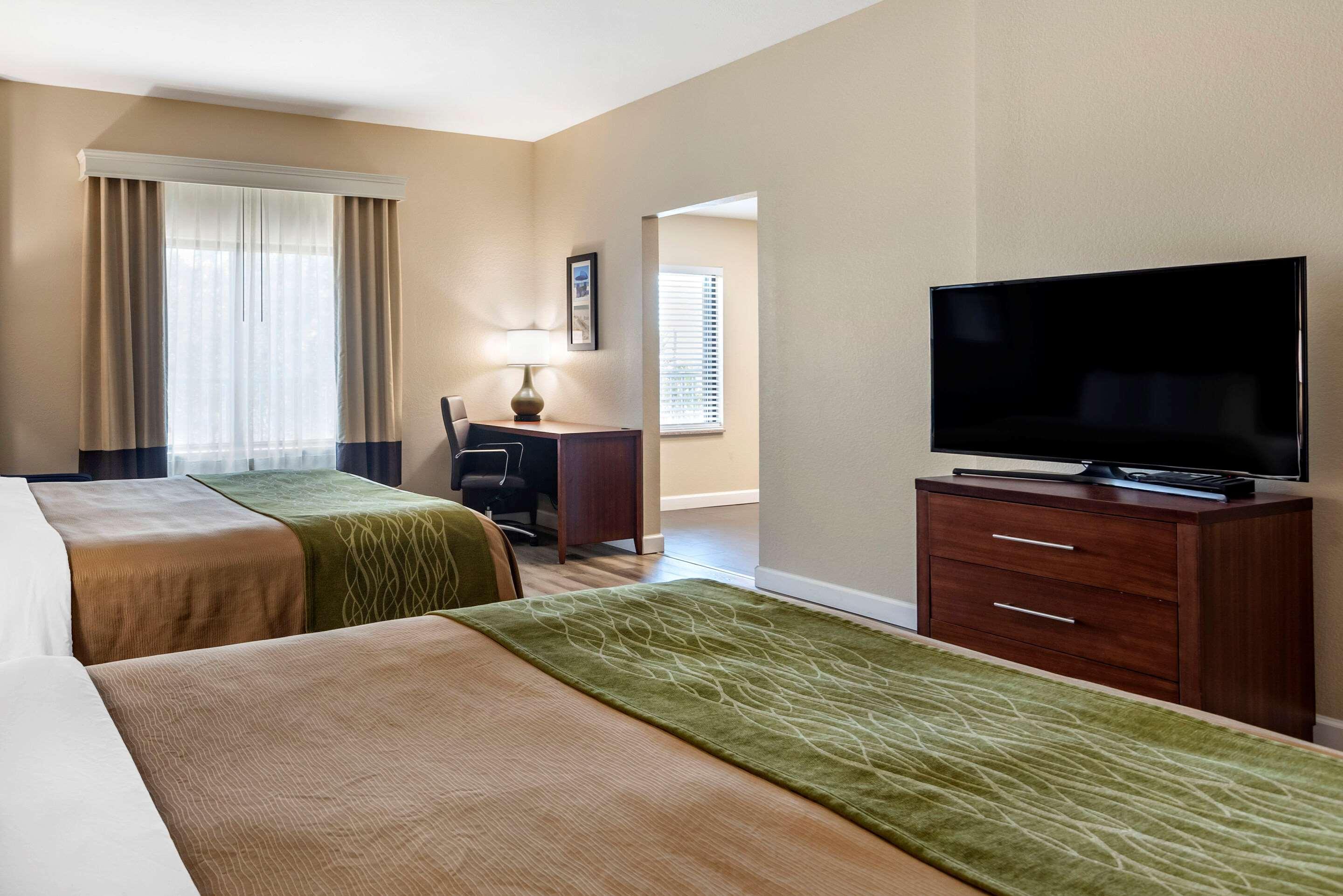 Comfort Inn & Suites Fort Walton Beach Ngoại thất bức ảnh